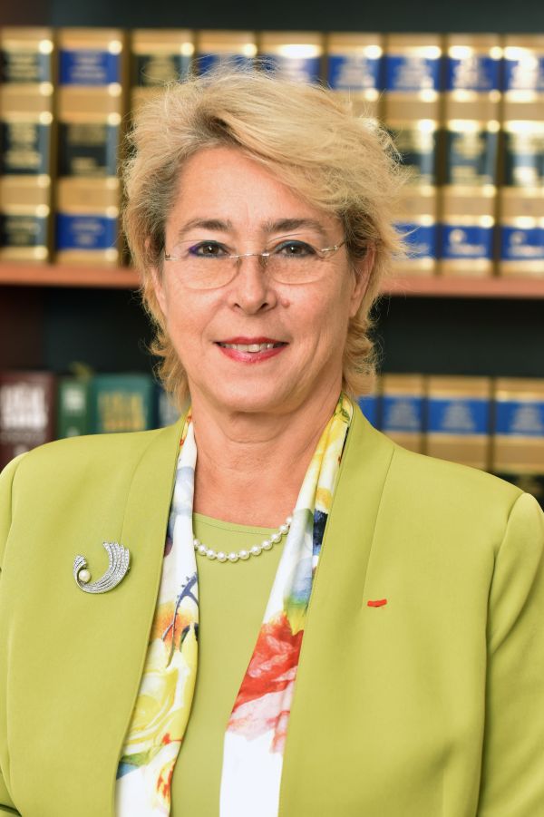 Dana GRUIA DUFAUT, Managing Partner, Cabinet de Avocat GRUIA DUFAUT