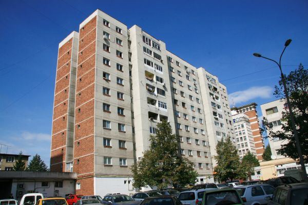 JLL: Piaţa imobiliară - mult mai pregătită să facă faţă unei eventuale crize