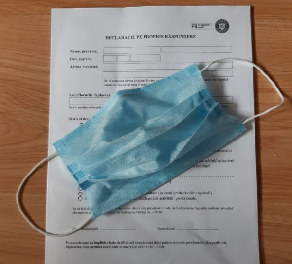 Măşti "de cumpărat" şi temperatură oscilantă