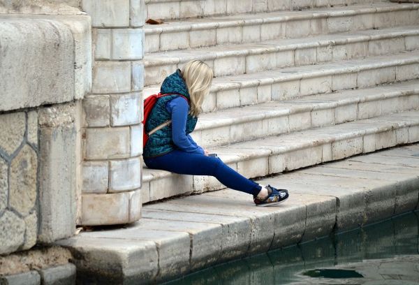 Pandemia de Covid-19, posibil să taie 8,8 trilioane de dolari din economia mondială