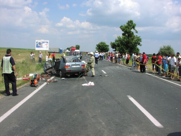 "Ţara noastră - cea mai vulnerabilă pe asigurări auto, din marile pieţe ale ECE"
