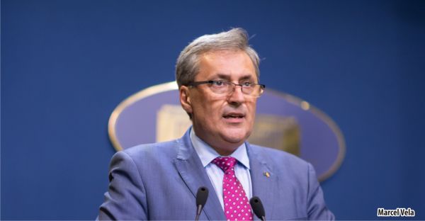 Vela, "ciuruit" de senatorii social-democraţi