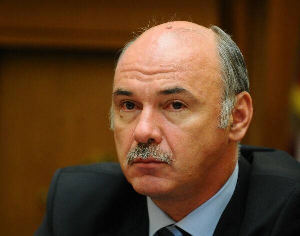 "Masa critică a crizei economico - financiare va fi atinsă în septembrie"