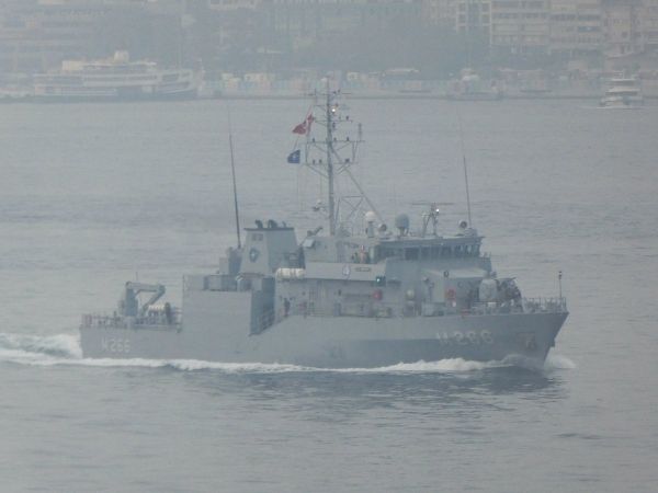 UE solicită ajutorul NATO pentru misiunea sa navală în Libia