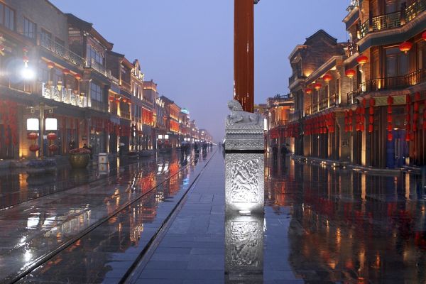 China închide 10 cartiere rezidenţiale după descoperirea unor noi focare în pieţele din Beijing