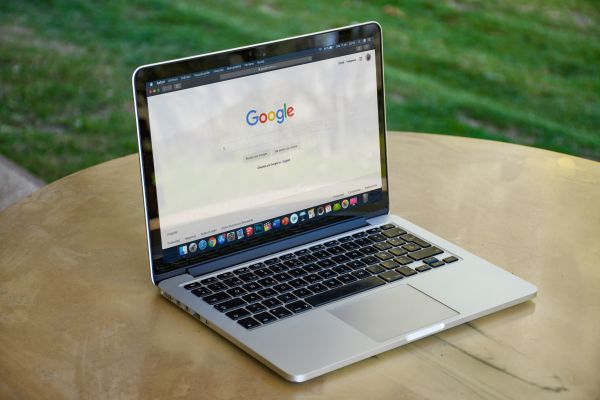 Google integrează Meet în aplicaţia mobilă de Gmail