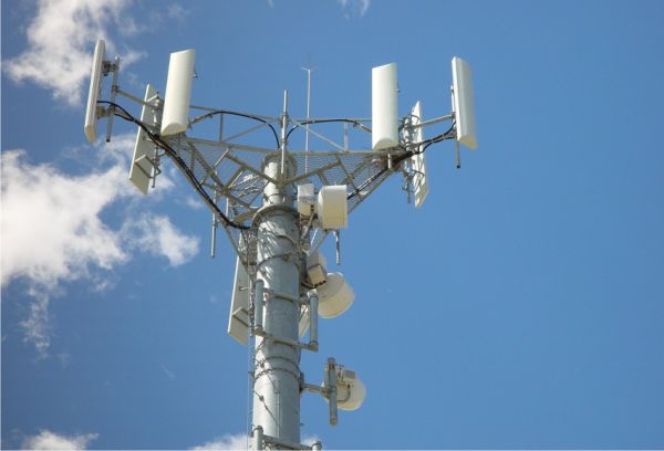 Amplasarea antenelor 5G, reglementată de Bruxelles