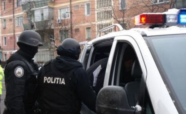 Percheziţii într-un dosar de evaziune fiscală şi spălare a banilor