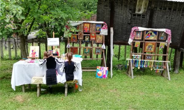 Artă populară şi distanţare socială la Muzeul Ţăranului Român