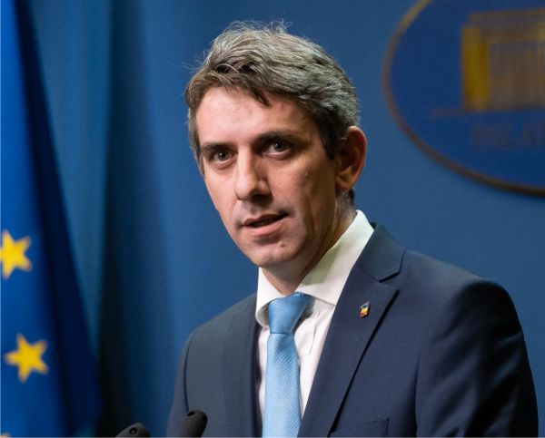"Nu jecmănim companiile de stat. Totul este curat şi transparent", a spus şeful cancelariei premierului, Ionel Dancă.