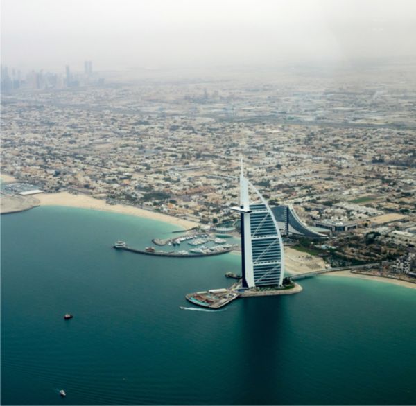 Băncile din Emiratele Arabe Unite pot rezista oricărui şoc