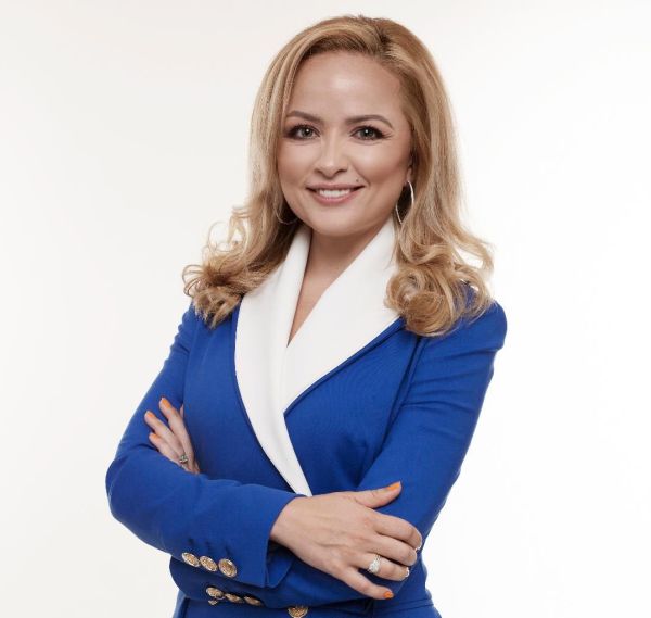 Mariana Constantinescu Brădescu - femeia care face carieră din piatră