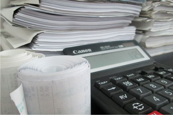 "Băncile ar trebui să claseze mai puţine cereri de soluţionare a litigiilor"