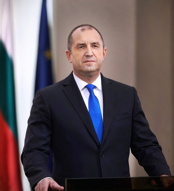  Preşedintele bulgar cere demisia Guvernului "mafiot"