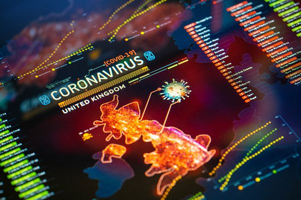 Marea Britanie suspendă raportarea deceselor covid, din cauza rezultatelor exagerate 