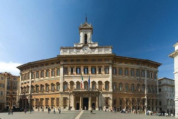 Parlamentul italian a aprobat prelungirea stării de urgenţă