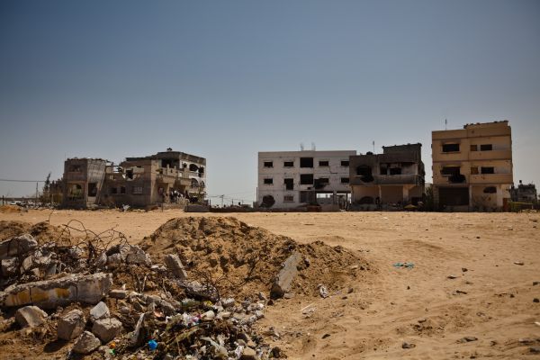 Israelul opreşte tranzitul bunurilor în fâşia Gaza