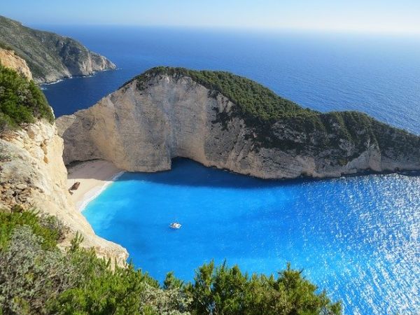 ''Cele mai multe cazuri de COVID-19 descoperite la intrarea în Grecia sunt din România''