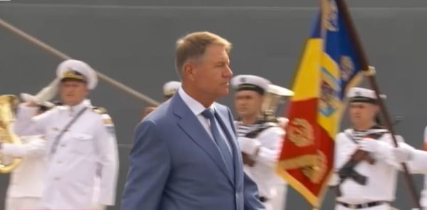 Iohannis şi Orban participă la manifestările de Ziua Marinei
