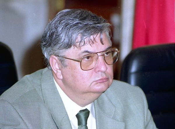 Mircea Coşea