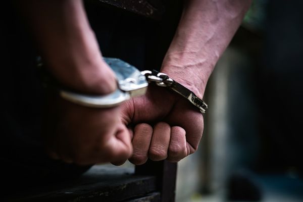 Nouăzeci de angajaţi ai MAI au depus denunţuri la DGA, refuzând mita, de la începutul acestui an