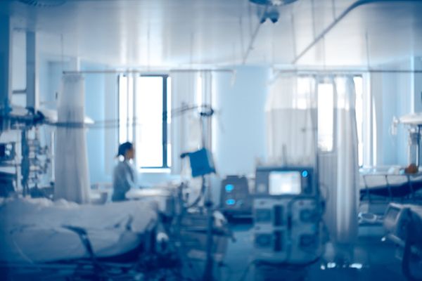 SJA are singura secţie de ATI din ţară complet echipată cu ventilatoare mecanice