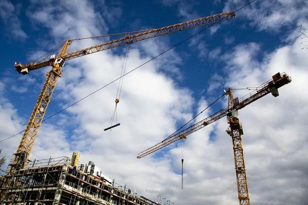 Sectorul mondial al construcţiilor va scădea cu 1,4% în 2020