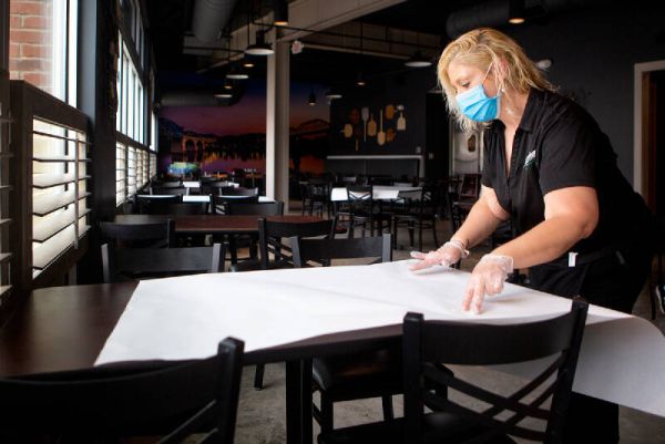 Reguli stricte privind redeschiderea restaurantelor