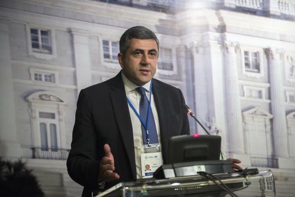Zurab Pololikashvili a precizat: "Pe măsură ce cazurile din întreaga lume se clarifică, trebuie să fim gata să acţionăm rapid pentru a salva vieţi. Dar, de asemenea, acum este clar că putem lua şi măsuri decisive pentru protejarea locurilor de muncă şi pentru a proteja numeroasele beneficii oferite de turism, atât pentru oameni, cât şi pentru planetă".