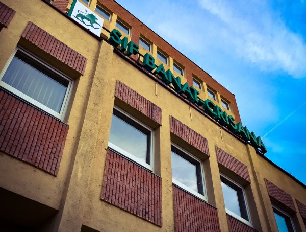 "Analiza ASF nu a relevat suspiciuni privind abuzul de piaţă, în cazul tranzacţiilor cu acţiuni SIFI"