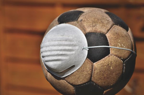 Focar de coronavirus la FCSB