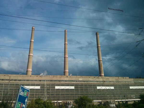 Prefectul de Hunedoara le cere angajaţilor de la termocentrala Mintia să-şi reia lucrul