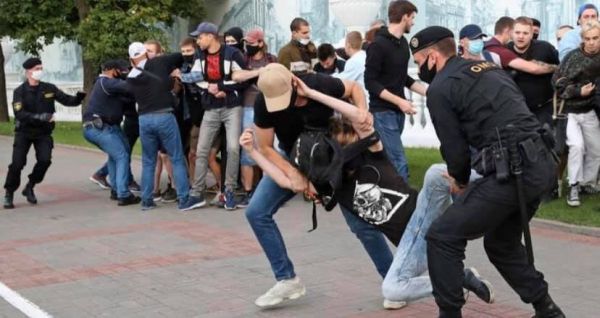 Divergenţele statelor UE împiedică susţinerea opoziţiei de la Belarus