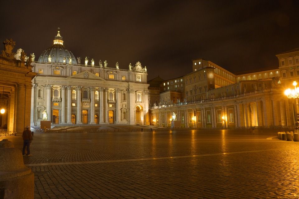 Vaticanul îşi reafirmă opoziţia fermă faţă de eutanasie şi sinucidere asistată