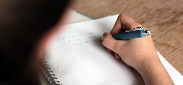 Posturile vacante din învăţământ se vor ocupa cu o probă scrisă