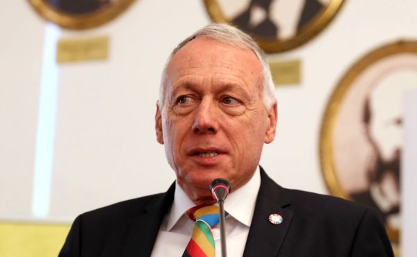  Laszlo Borbely