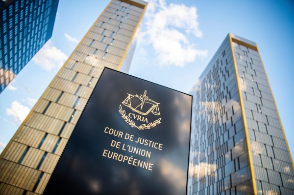 "Impozitul pe vânzări cu amănuntul din Polonia nu este ajutor de stat"