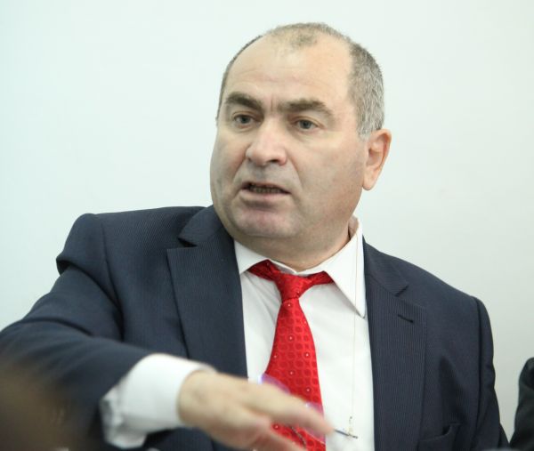 Tudor Ciurezu, fostul preşedinte al Consiliului de Adminstraţie al SIF Oltenia