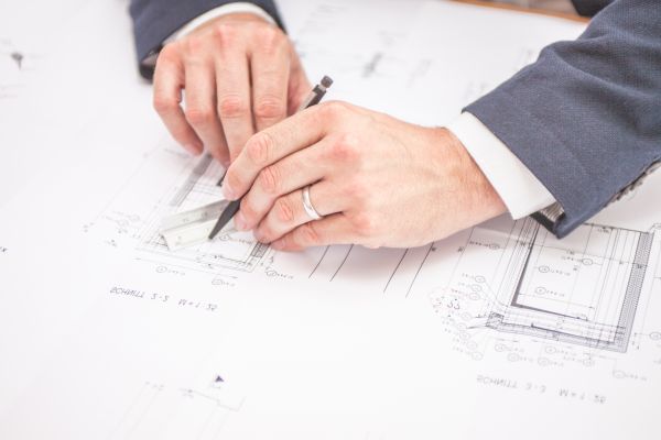 Contracte semnate pentru peste 41.000 mp în primele 9 luni ale anului