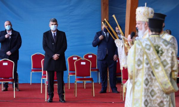 Patriarhul Daniel, atac direct la autorităţi
