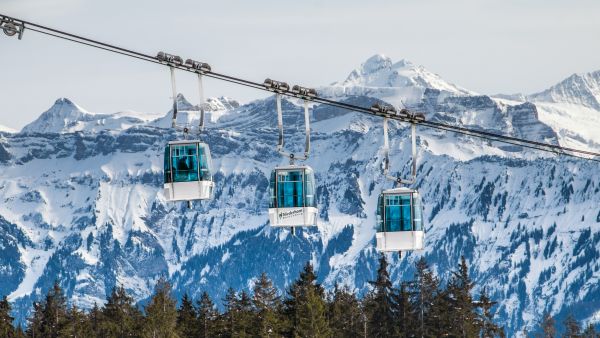 Elveţia se aşteaptă la 30% mai puţini turişti europeni în sezonul de iarnă