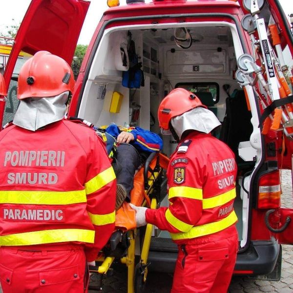 Smurd a intervenit în aproape 1.200 de cazuri într-o singură zi