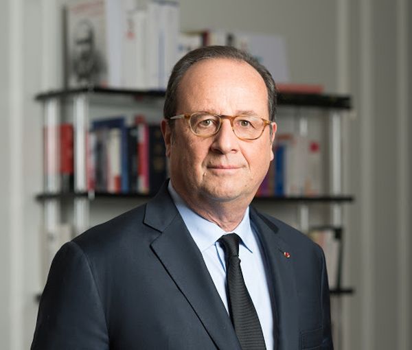 Fostul preşedinte francez François Hollande pune în discuţie apartenenţa Turciei la NATO