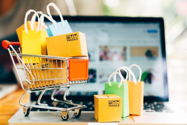 Magazinele online se pregătesc de Black Friday în pandemie