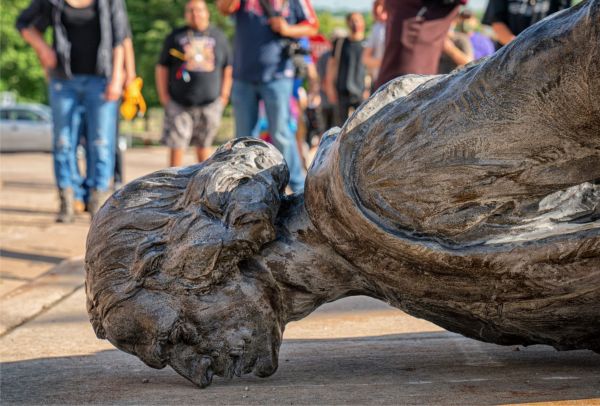 The statue of Christopher Columbus in Minnesota, a symbol of the new world, was torn down on June 10th by a group of protesters led by the American Indian Movement, amid the anger over the killing of George Floyd, a black man, by a policeman.Protesters threw a rope against the bronze statue and have brought it down from its stone socket, saying they viewed Columbus as a symbol of genocide against American natives. Once brought down, protesters sang and danced around it, in a dramatic show of defiance against a significant in America's recent history whose reputation is now associated with the assassination and enslavement of indigenous peoples. Their gestures send a direct message: "Good bye, White America!"