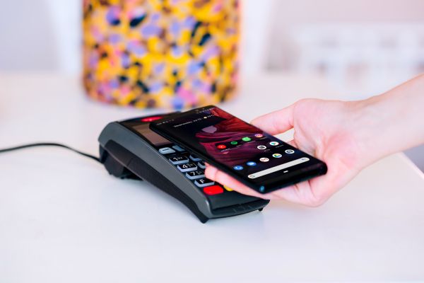 BT Pay lansează două facilităţi noi 