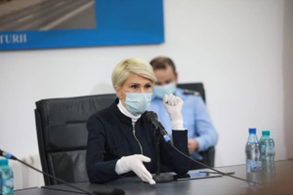 Raluca Turcan anunţă că se desfăşoară o anchetă a Corpului de control al MS la Spitalul Judeţean Sibiu