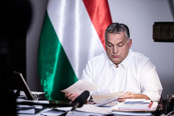 ''Ungaria s-a opus prin veto bugetului UE din cauza şantajului privind migraţia''