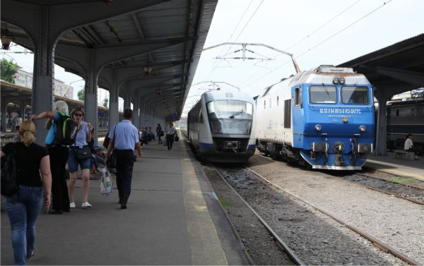 Redeschiderea circulaţiei feroviare pe podul de peste râul Argeş, între Vidra şi Comana, va costa peste 655 milioane lei