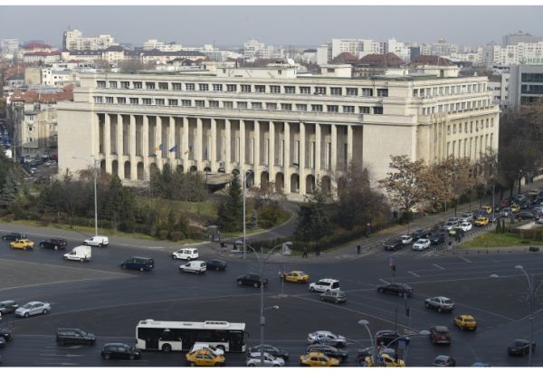 USR PLUS acuză guvernul PNL că îşi bate joc de români